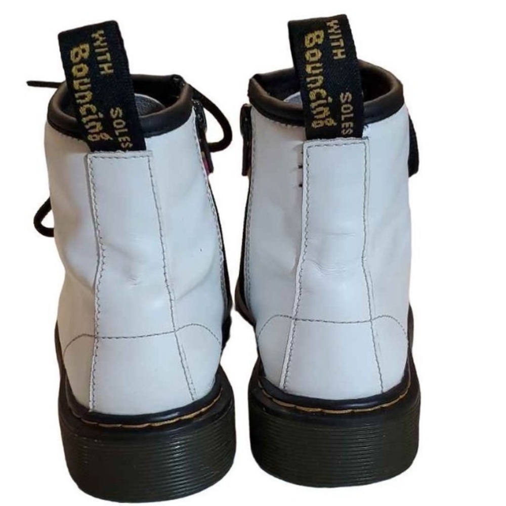 Dr. Martens White Leather Lace Up Combat Boots Youth Junior - Picture 7 of 14
